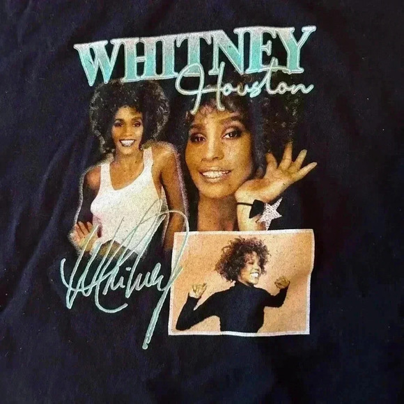 Whitney Houston Cropped Graphic Tee Album Covers Pop R&B Size XL in excellent co - Picture 5 of 7